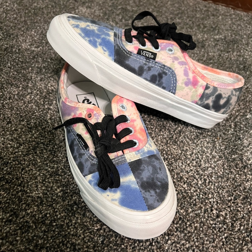 New Women's 6.5 Vans -Authentic, tye dye patchwork